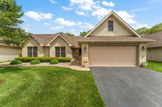 1138 Cherrywood Lane, Schererville, IN 46375