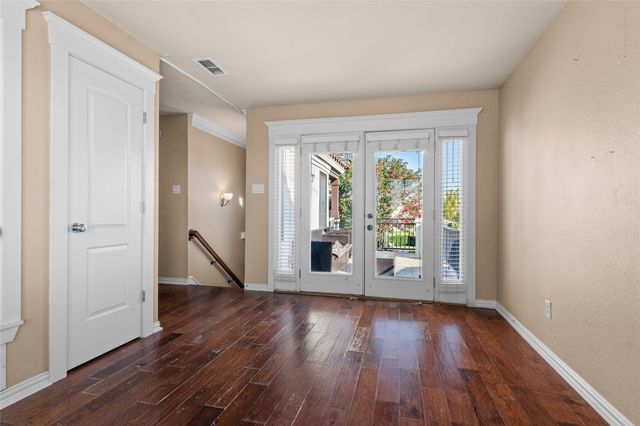 1906 Malone Cliff View, Dallas, TX 75208