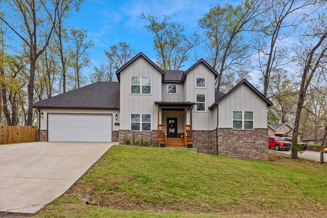 86 Rillington Drive, Bella Vista, AR 72714