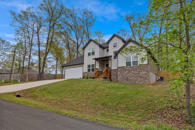 86 Rillington Drive, Bella Vista, AR 72714