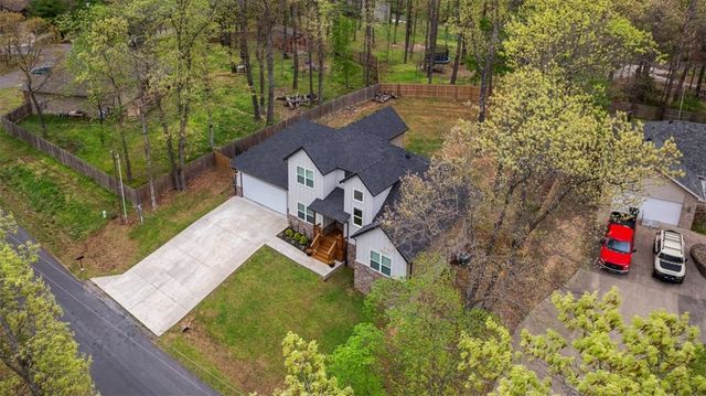 86 Rillington Drive, Bella Vista, AR 72714