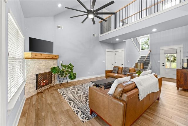 86 Rillington Drive, Bella Vista, AR 72714