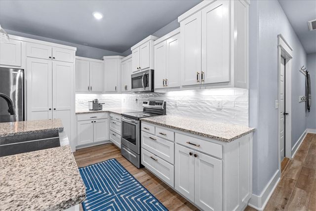 86 Rillington Drive, Bella Vista, AR 72714