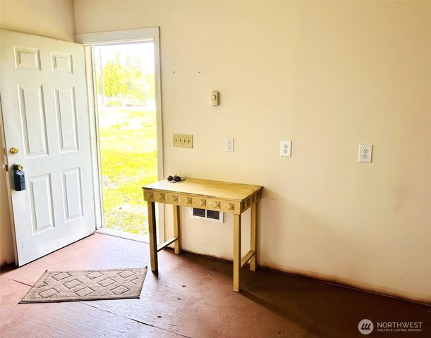 8829 Josephine Avenue, Dryden, WA 98821