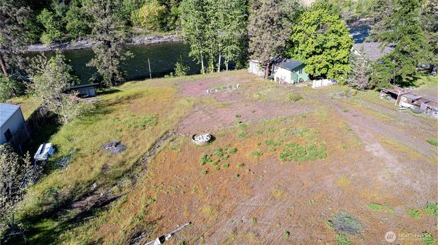 8829 Josephine Avenue, Dryden, WA 98821