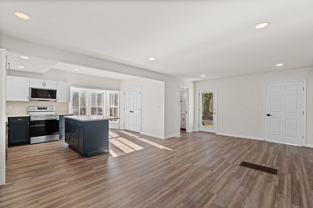 213 Southern College Street, Graysville, TN 37338