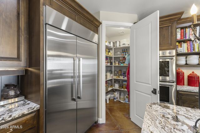 8416 W Sands Court W, Peoria, AZ 85383