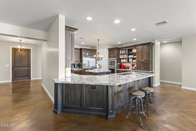 8416 W Sands Court W, Peoria, AZ 85383