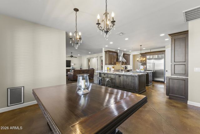 8416 W Sands Court W, Peoria, AZ 85383