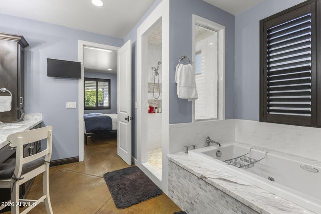 8416 W Sands Court W, Peoria, AZ 85383