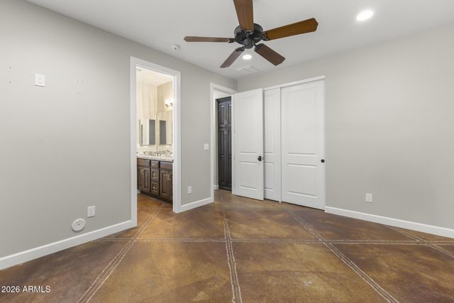 8416 W Sands Court W, Peoria, AZ 85383