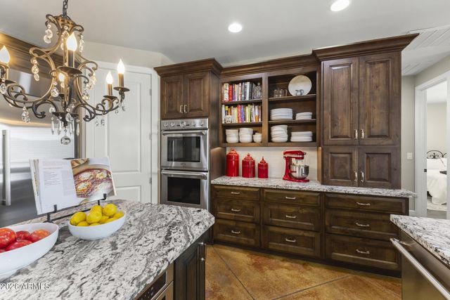 8416 W Sands Court W, Peoria, AZ 85383