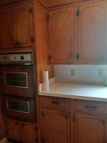 108 W Stroud Street, Frost, TX 76641