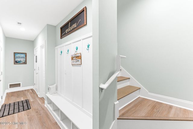 822 S Topsail Drive B, Surf City, NC 28445