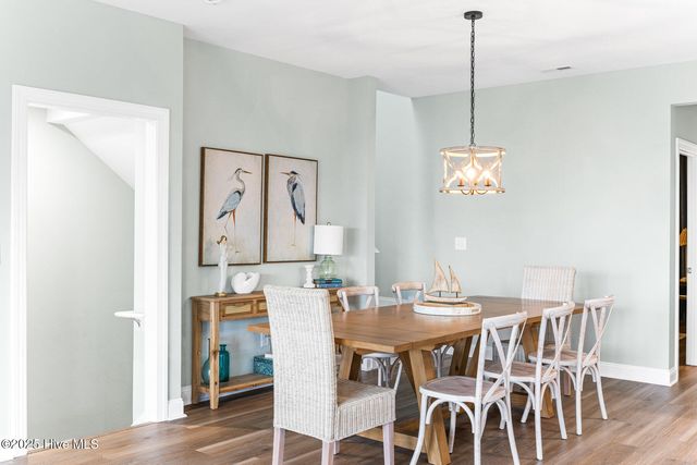 822 S Topsail Drive B, Surf City, NC 28445