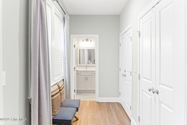 822 S Topsail Drive B, Surf City, NC 28445