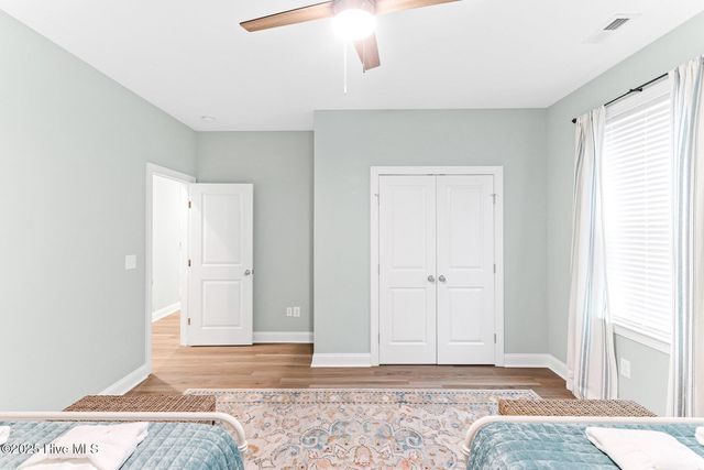 822 S Topsail Drive B, Surf City, NC 28445