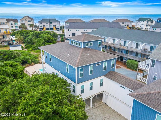 822 S Topsail Drive B, Surf City, NC 28445