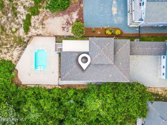 822 S Topsail Drive B, Surf City, NC 28445