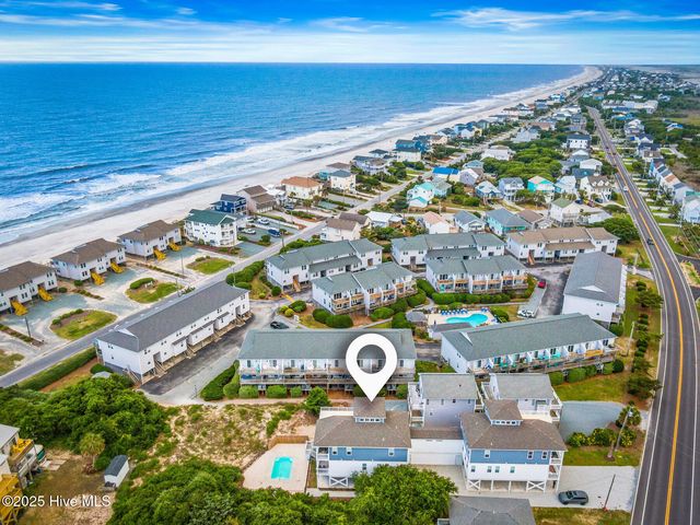 822 S Topsail Drive B, Surf City, NC 28445