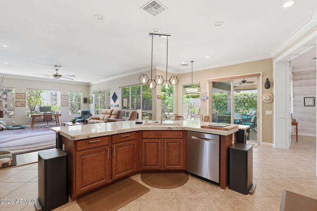 5504 W STRAIGHT ARROW Lane, Phoenix, AZ 85083