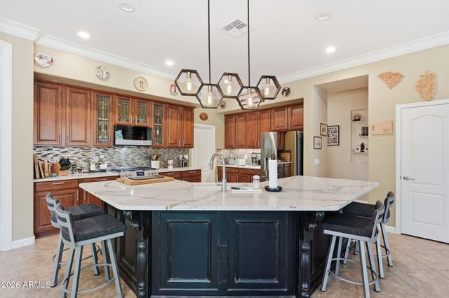 5504 W STRAIGHT ARROW Lane, Phoenix, AZ 85083
