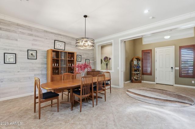 5504 W STRAIGHT ARROW Lane, Phoenix, AZ 85083