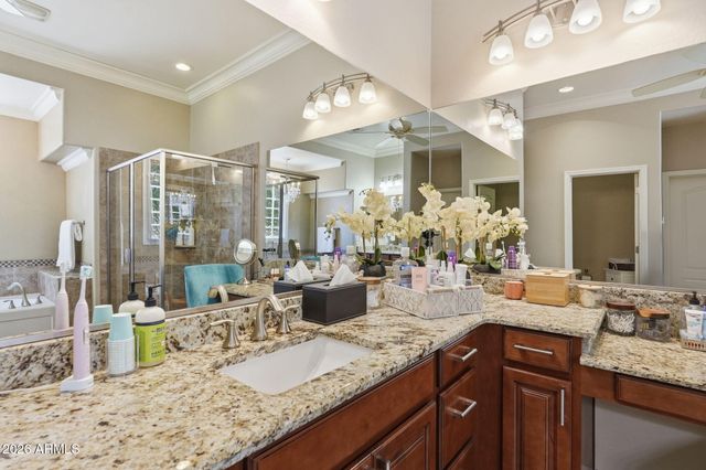 5504 W STRAIGHT ARROW Lane, Phoenix, AZ 85083