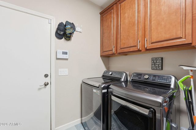 5504 W STRAIGHT ARROW Lane, Phoenix, AZ 85083