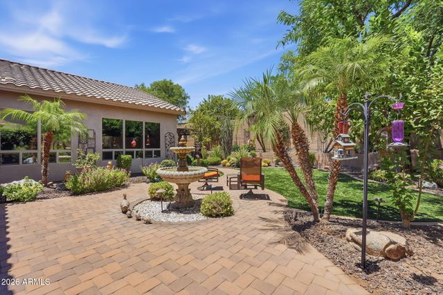 5504 W STRAIGHT ARROW Lane, Phoenix, AZ 85083