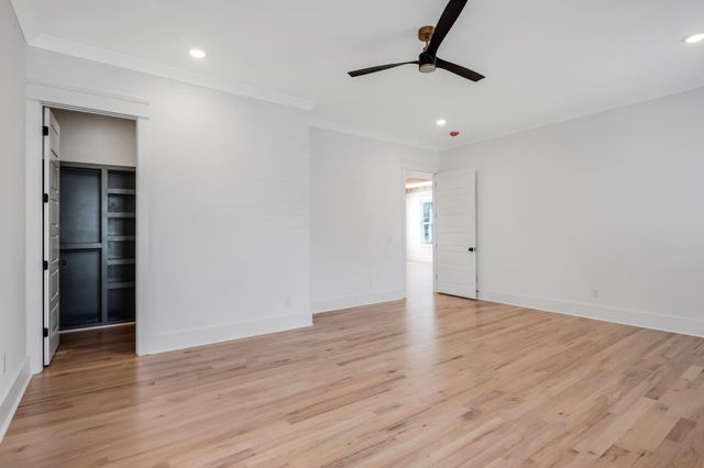 1902 12th Ave, N, Nashville, TN 37208