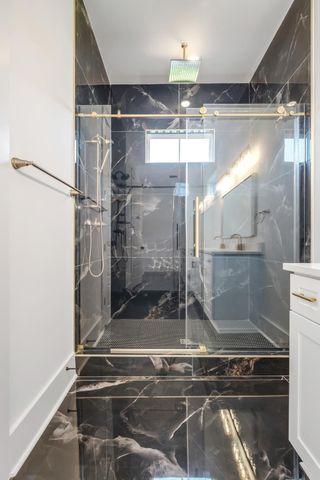 1902 12th Ave, N, Nashville, TN 37208