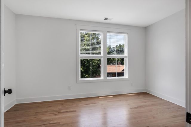 1902 12th Ave, N, Nashville, TN 37208