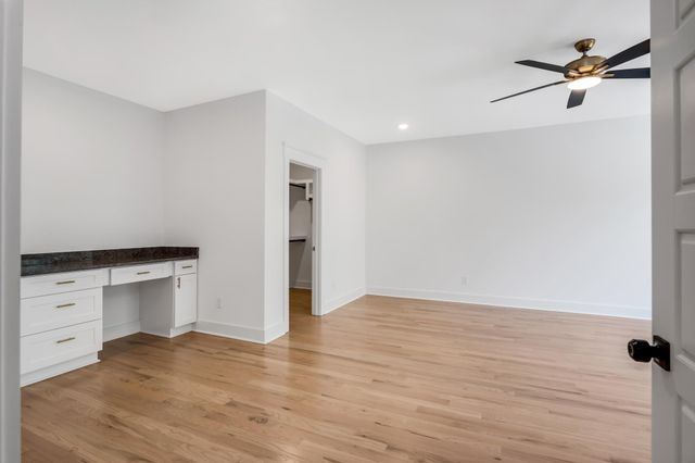 1902 12th Ave, N, Nashville, TN 37208