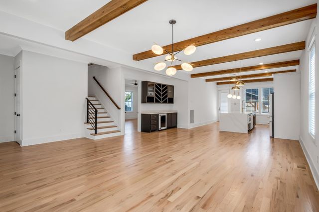 1902 12th Ave, N, Nashville, TN 37208