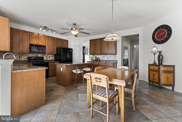 1868 ROBERTA DR, Chester, MD 21619