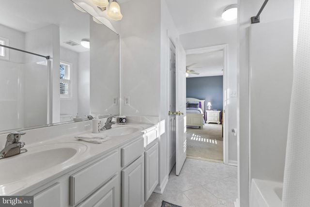 1868 ROBERTA DR, Chester, MD 21619