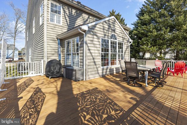 1868 ROBERTA DR, Chester, MD 21619