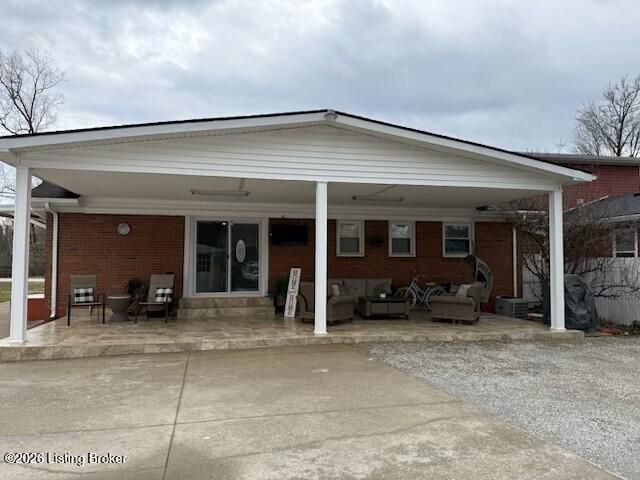 5505 Bruce Ave, Louisville, KY 40214