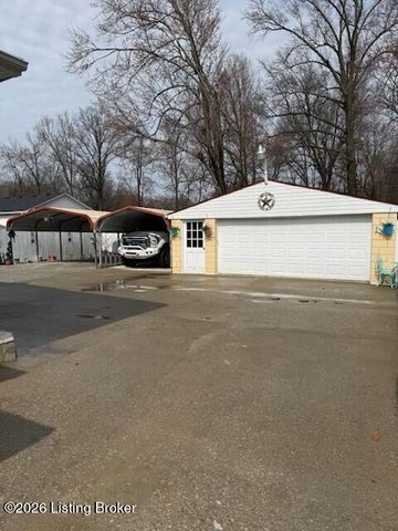 5505 Bruce Ave, Louisville, KY 40214