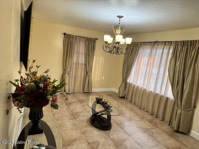 5505 Bruce Ave, Louisville, KY 40214