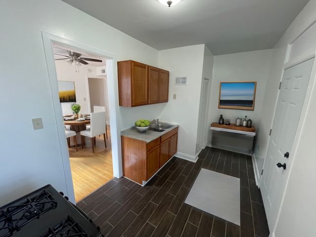 7123 S Merrill Avenue 2, Chicago, IL 60649