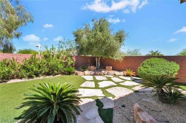 8242 Bella Veduta Avenue, Las Vegas, NV 89178