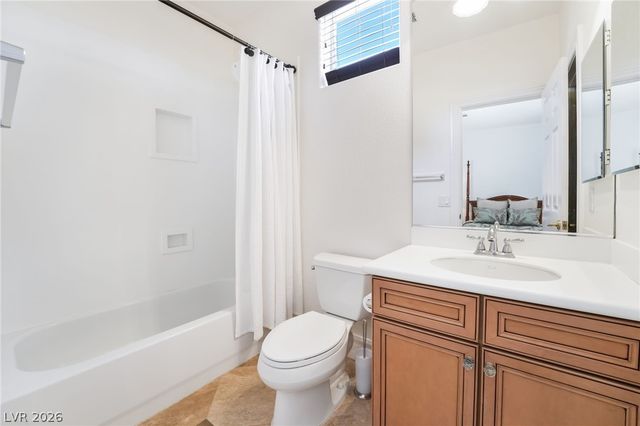 8242 Bella Veduta Avenue, Las Vegas, NV 89178