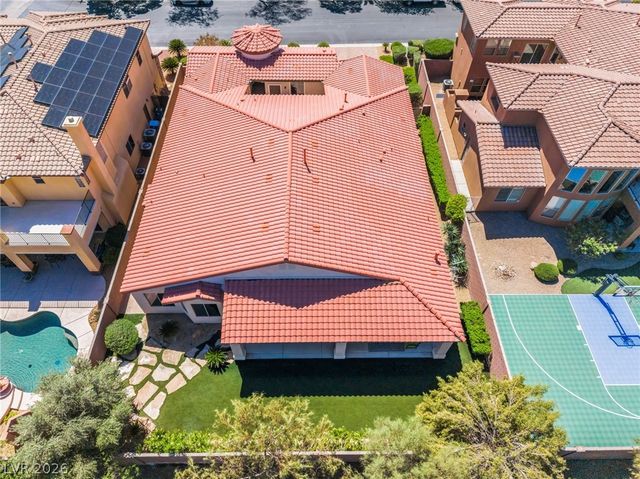 8242 Bella Veduta Avenue, Las Vegas, NV 89178