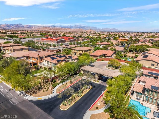 8242 Bella Veduta Avenue, Las Vegas, NV 89178