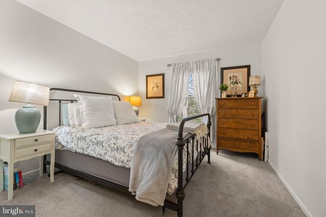 1005 ANDOVER CT, Marlton, NJ 08053