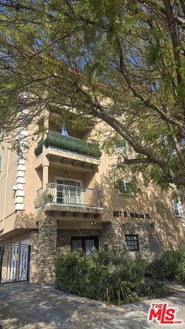 957 S Wilton Place 1, Los Angeles, CA 90019