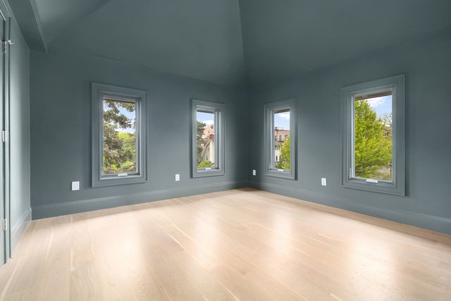 2103 GLENWOOD Road, New York City, NY 11210