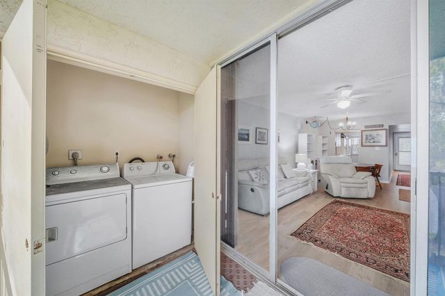 3361 NW 47th Terrace 231, Lauderdale Lakes, FL 33319
